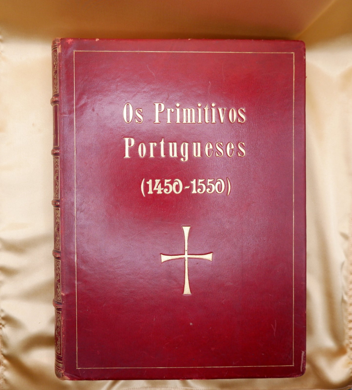 AS01LT47 – Santos, Reynaldo dos, OS PRIMITIVOS PORTUGUESES. Lisboa. Academia Nacional de Belas Artes. 1940