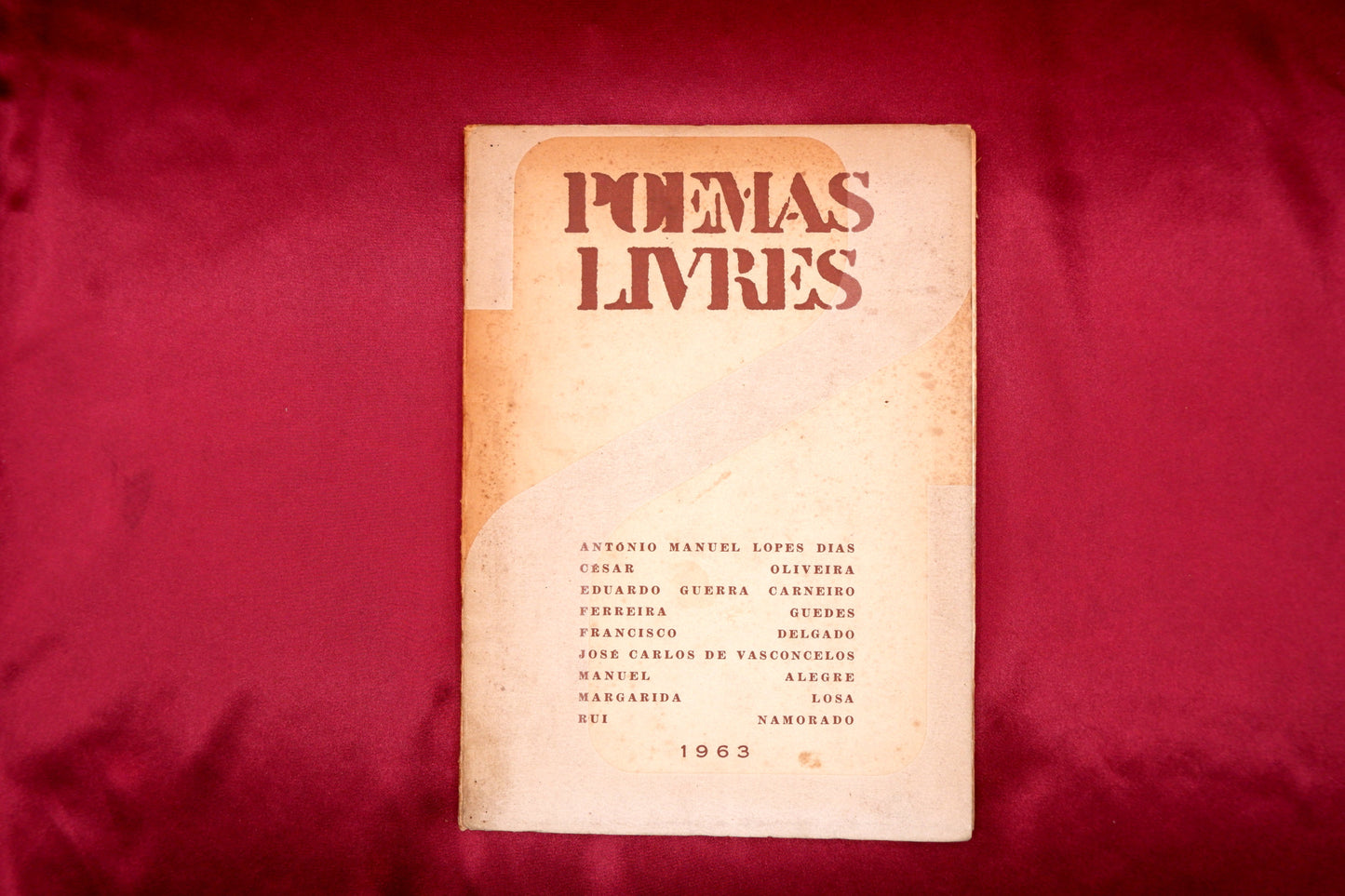 AS02LT19 – Dias, António Manuel Lopes, et al.– POEMAS LIVRES. s.l. [Porto]. s.n. [Tipografia do Carvalhido]. 1963