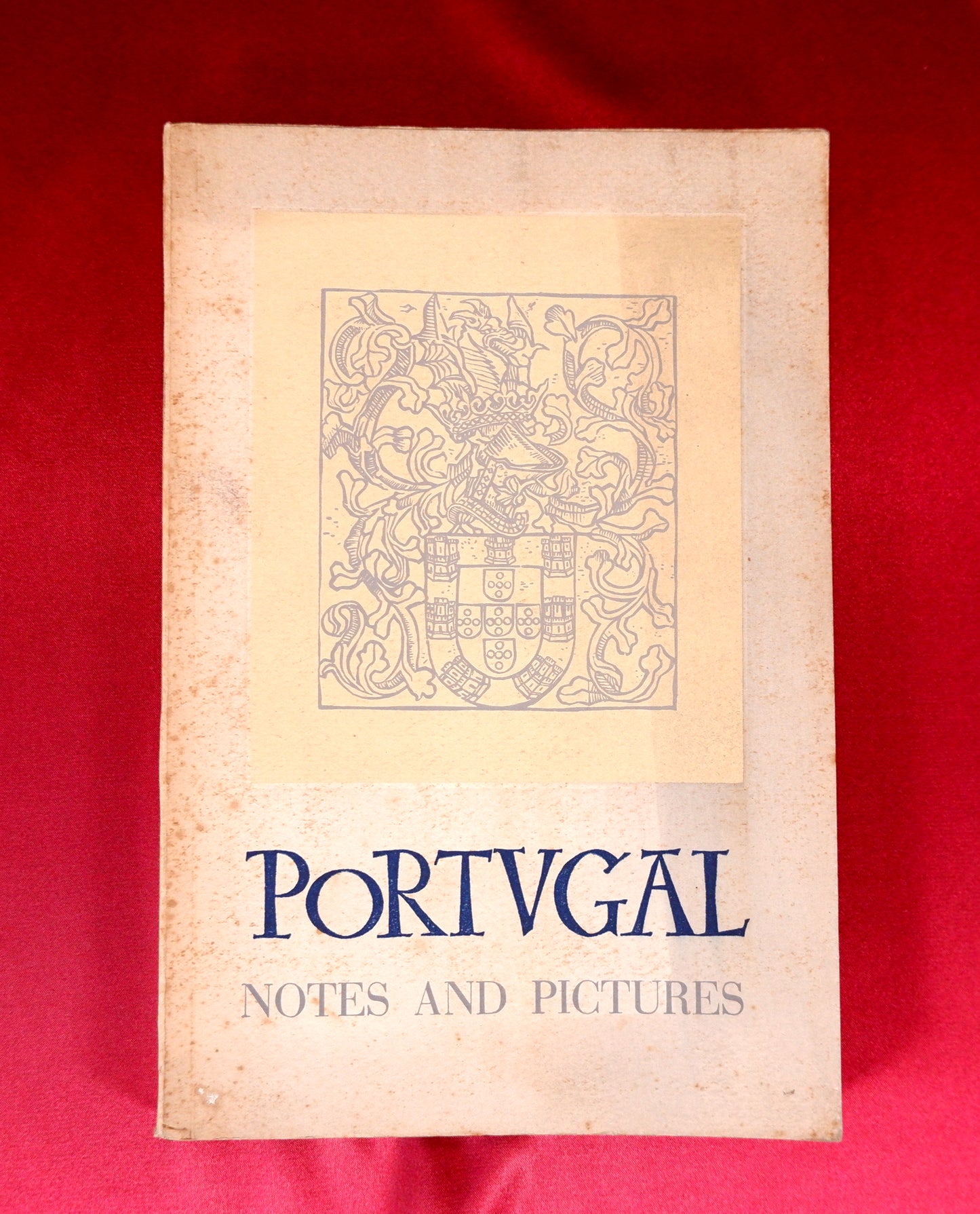 AS06LT28 – PORTUGAL: NOTES AND PICTURES. Lisboa. SNI. s.d. [1954]