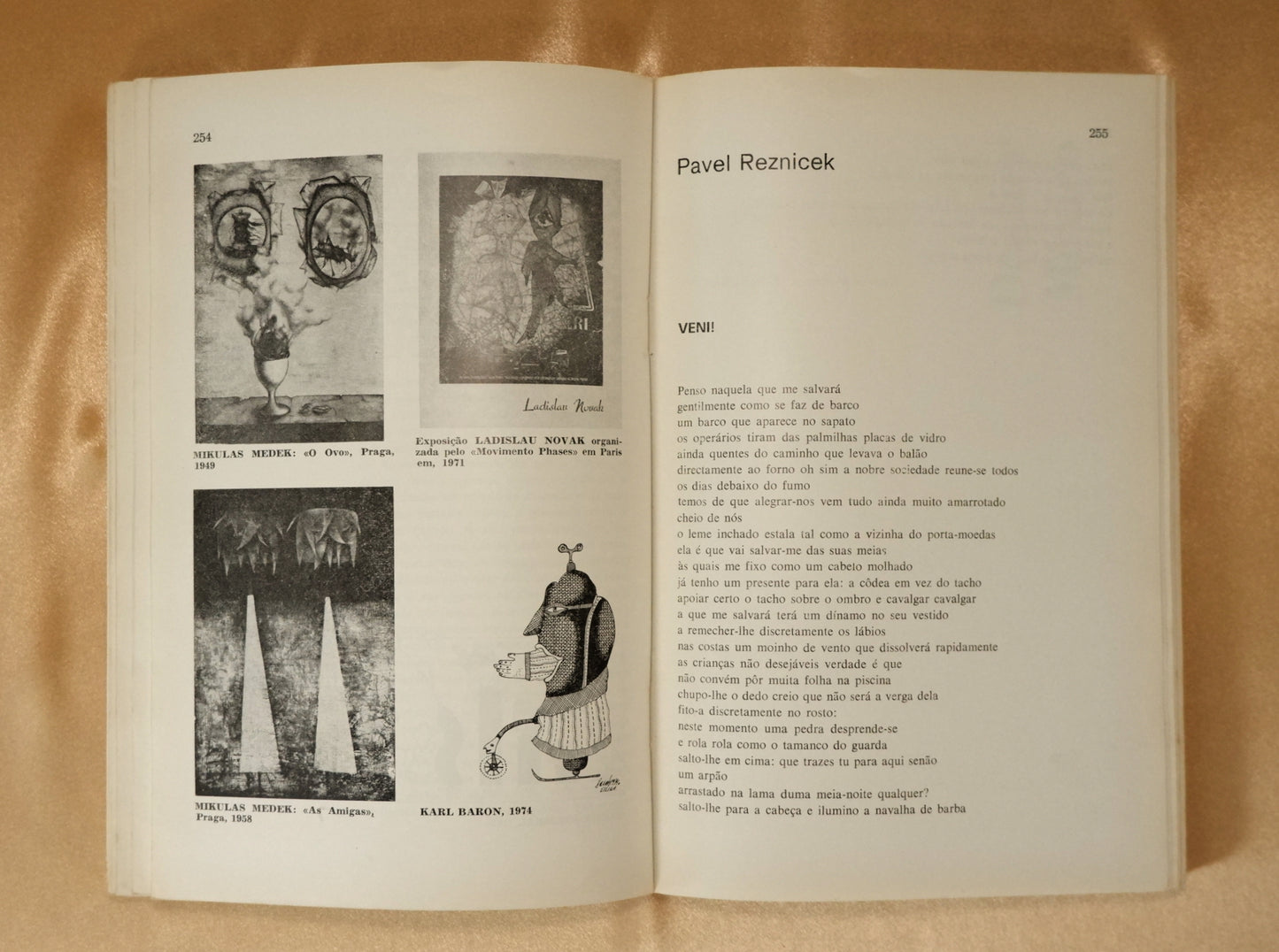 AS06LT94 – Cesariny, Mário – TEXTOS DE AFIRMAÇÃO E DE COMBATE DO MOVIMENTO SURREALISTA MUNDIAL, Lisboa. Perspectivas & Realidades 1977