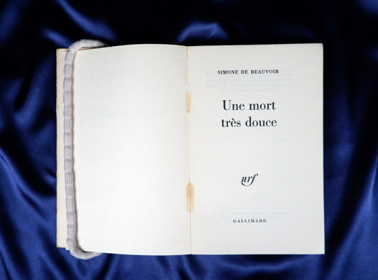 AS09LT04 – Beauvoir, Simone de – UNE MORT TRÈS DOUCE. s.l. [Paris]. Gallimard. 1964