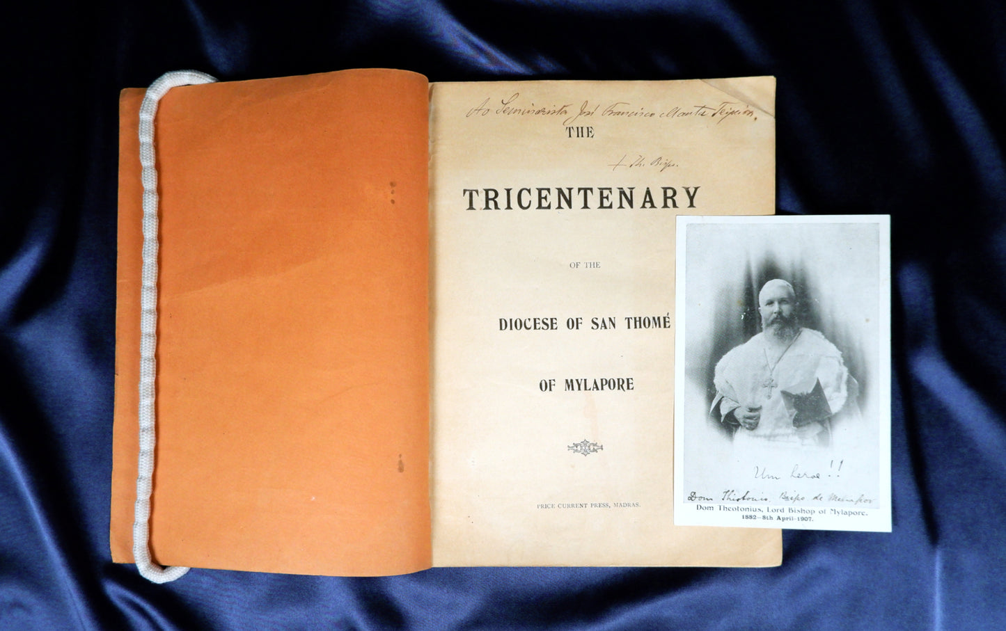 AS09LT08 – [ÍNDIA PORTUGUESA = PORTUGUESE INDIA] TRICENTENARY OF THE DIOCESE OF SAN THOMÉ DE MELIAPOR. Madras. Price Current Press. 1906