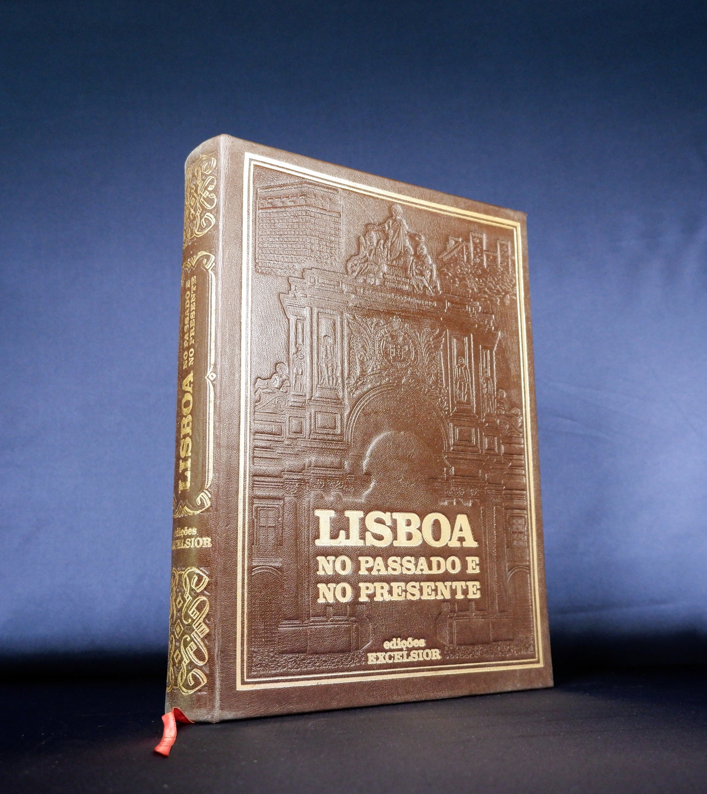 AS09LT25 – Segurado, Jorge (dir.) – LISBOA NO PASSADO E NO PRESENTE. Lisboa. Edições Excelsior. 1971