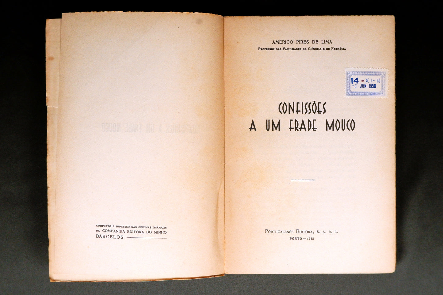 AS09LT54 – Lima, Américo Pires de – CONFISSÕES A UM FRADE MOUCO. Porto. Portucalense Editora S. A. R. L. 1942