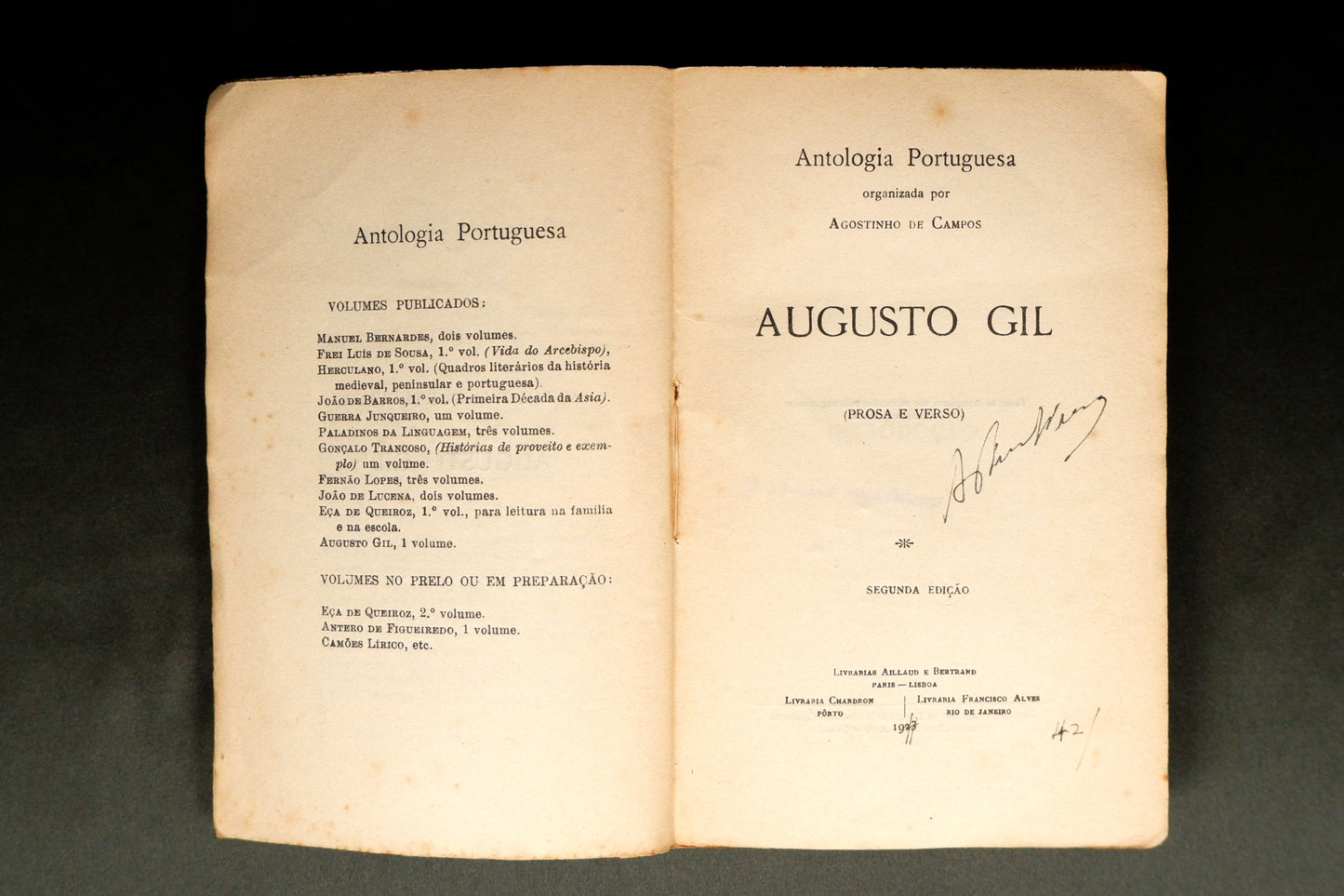 AS09LT55 – Campos, Agostinho de (org.) – AUGUSTO GIL (Prosa e Verso). Lisboa. Livrarias Aillaud & Bertrand. 1923