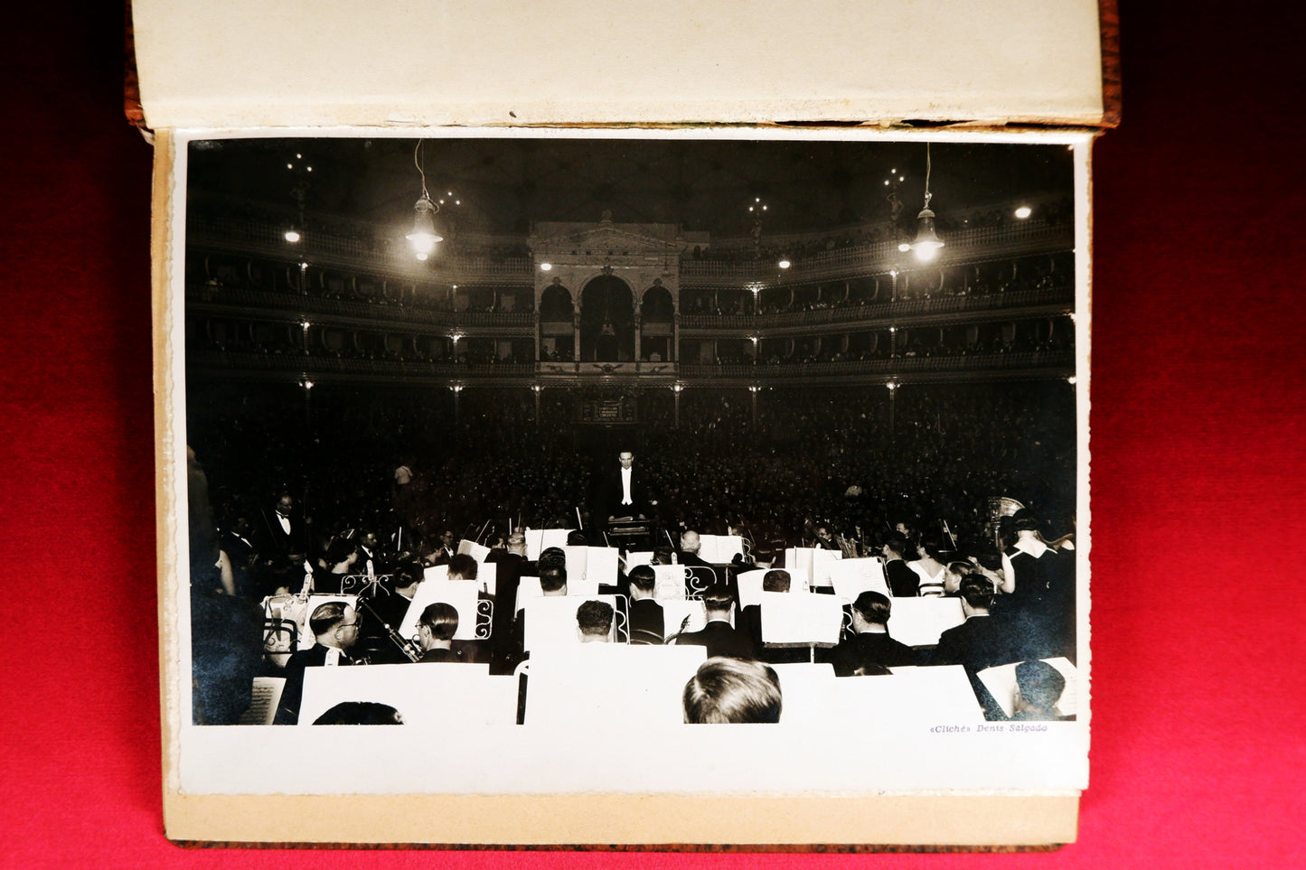 AS09LT63 – [MÚSICA; IVO CRUZ; RENASCIMENTO MUSICAL] COL. DE PROGRAMAS DE CONCERTOS DO MOVIMENTO RENASCIMENTO MUSICAL. Lisboa. 1931-1937