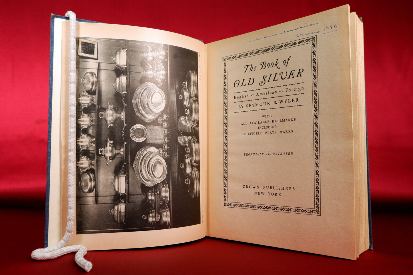 AS09LT65 – Wyler, Seymour B. – THE BOOK OF OLD SILVER: ENGLISH, AMERICAN, FOREIGN. New York. Crown Publishers. 1937