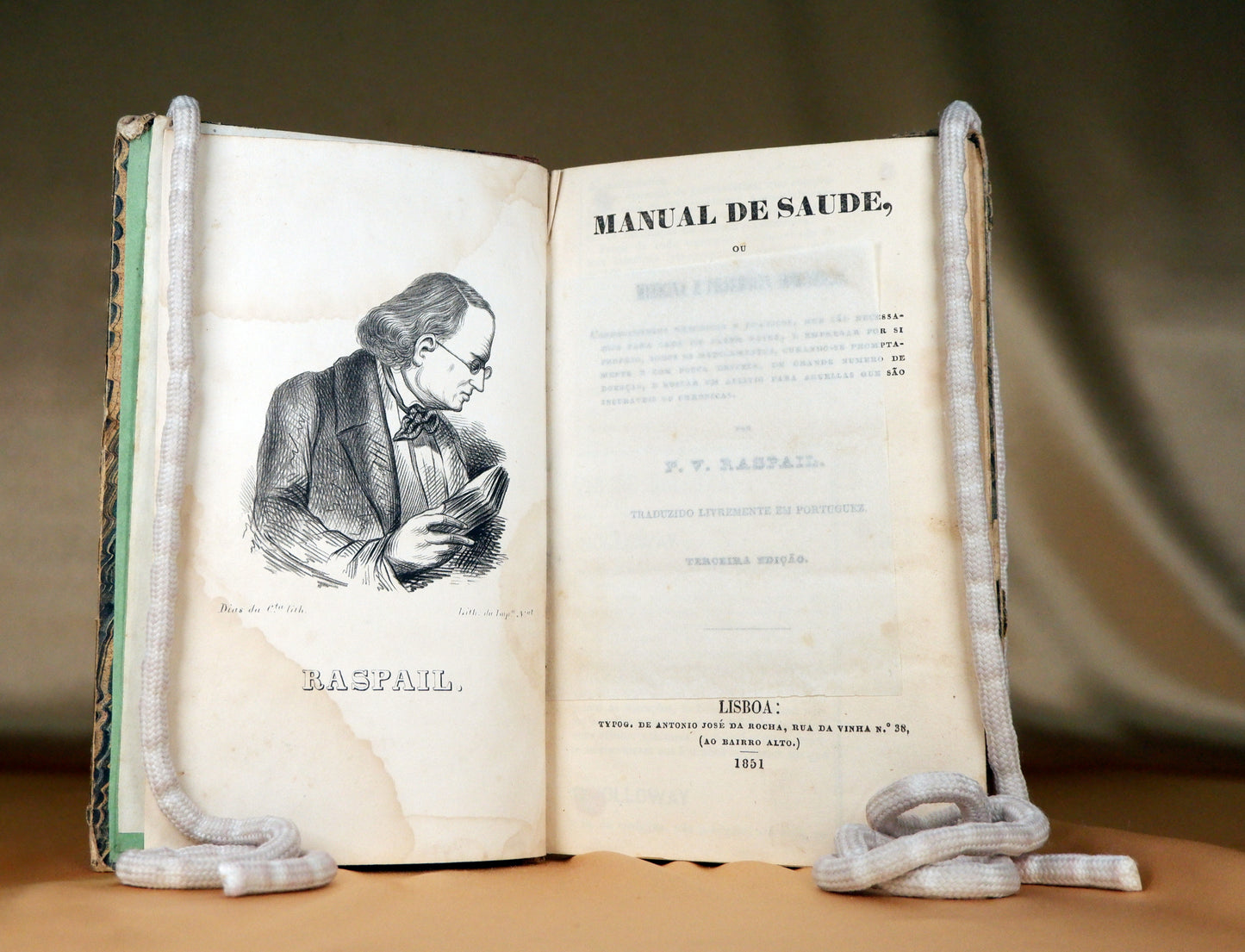 AS10LT11 – [MEDICINA] Raspail, F. V. – MANUAL DE SAUDE, OU MEDICINA E PHARMACIA DOMESTICAS. Lisboa. Typog. de Antonio José da Rocha. 1851