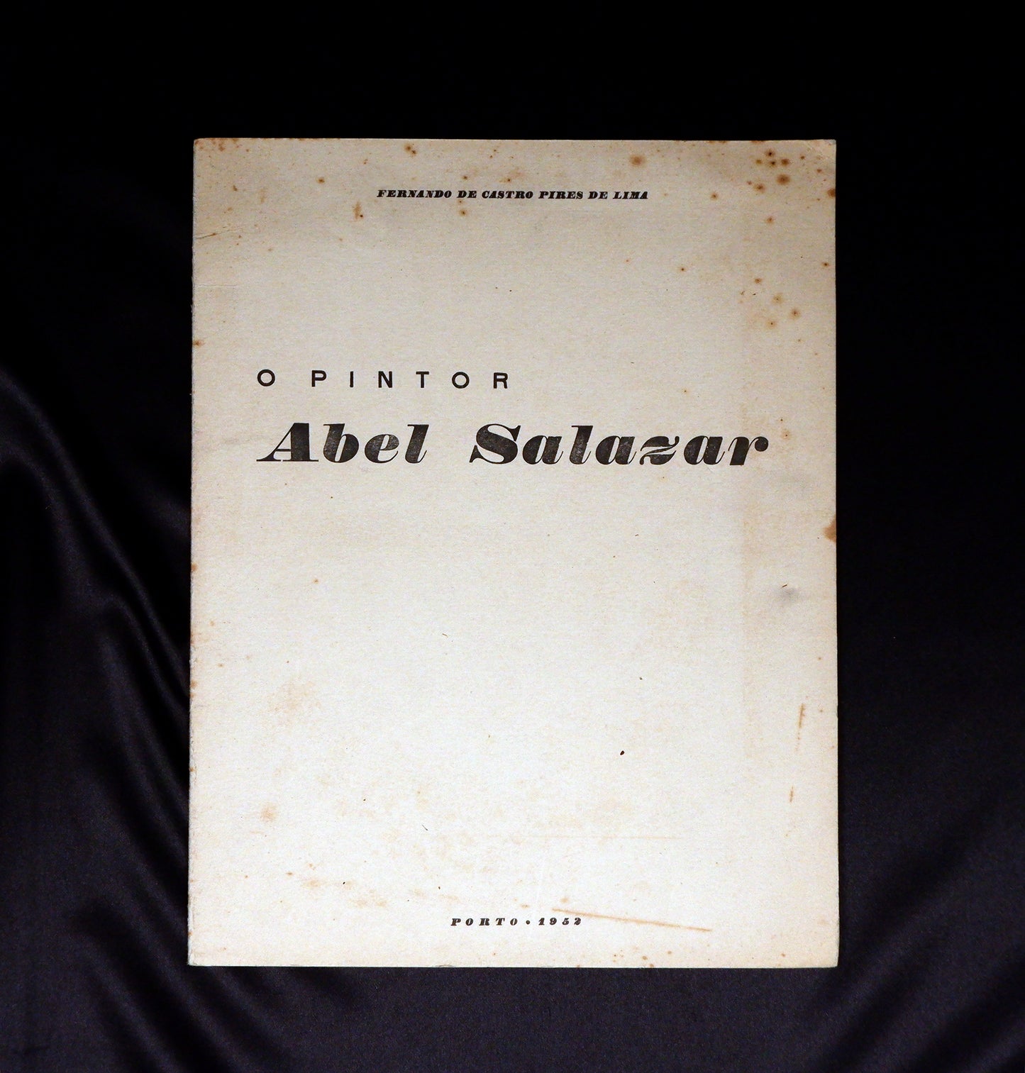 AS10LT75 – Lima, Fernando de Castro Pires de – O PINTOR ABEL SALAZAR. Sep. da Lusíada, n.º 2. Porto. Edições Maranus. 1952