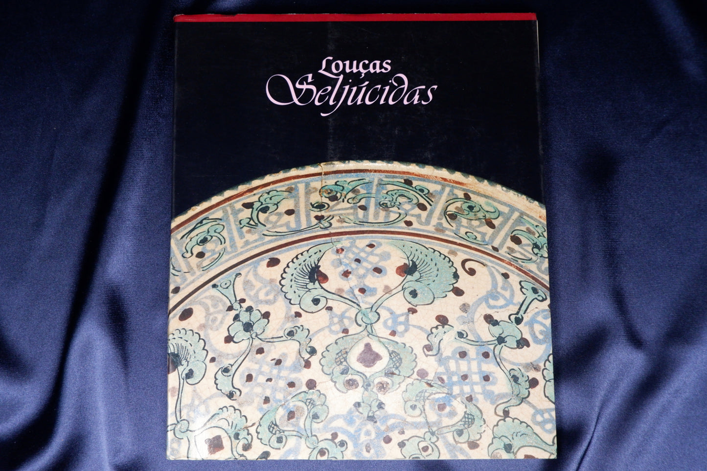 AS12LT25 – Mota, Maria Manuela – LOUÇAS SELJÚCIDAS. Vol. I. Lisboa. Museu Calouste Gulbenkian. 1988