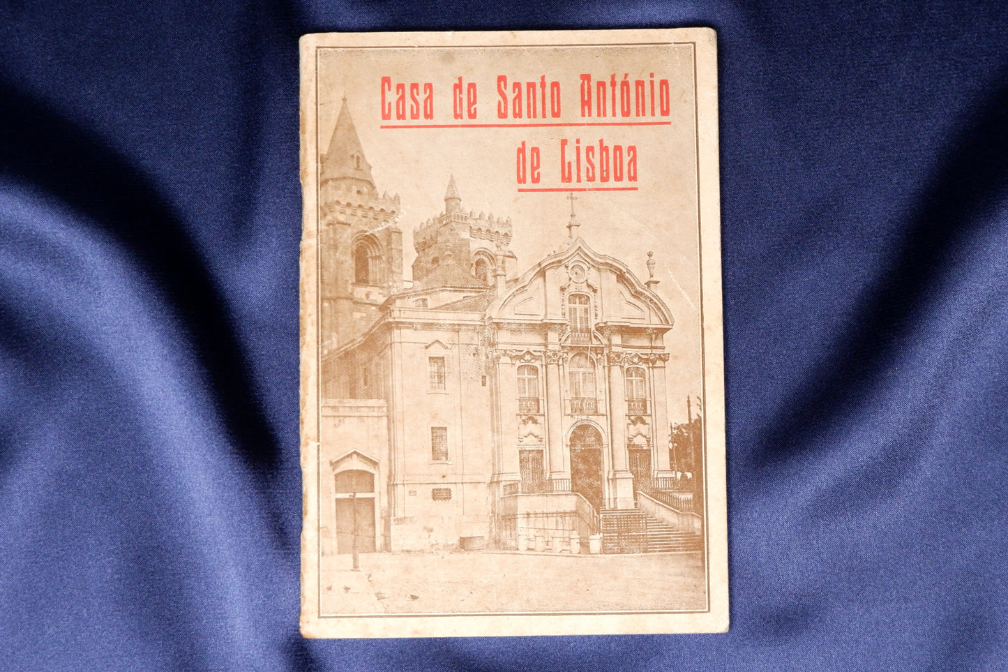 AS12LT29 – Rolim, P. J. A. – CASA DE SANTO ANTÓNIO DE LISBOA: RECORDAÇÃO. Lisboa. Casa de Santo António. 1950