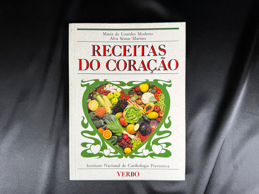 AS17LT53 – Modesto, Maria de Lourdes & Martins, Alva Seixas – RECEITAS DO CORAÇÃO. Lisboa. Verbo. 1992