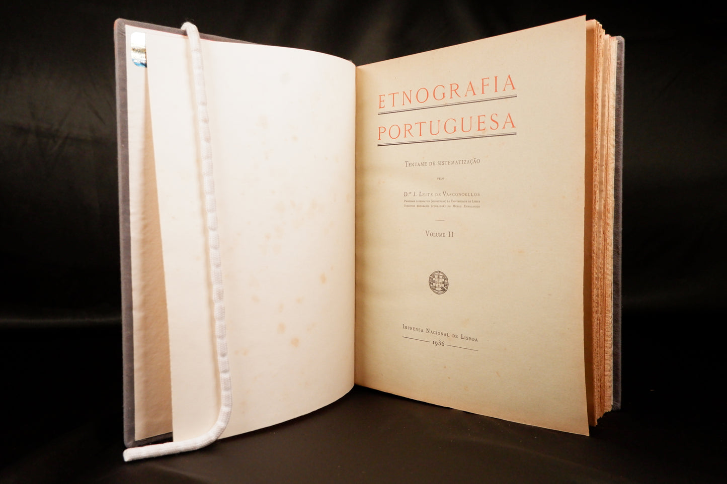 AS18LT07 – Vasconcelos, José Leite de -  ETNOGRAFIA PORTUGUESA. 4 vols. [de 10]. Lisboa. Imprensa Nacional de Lisboa. 1933 – 1958